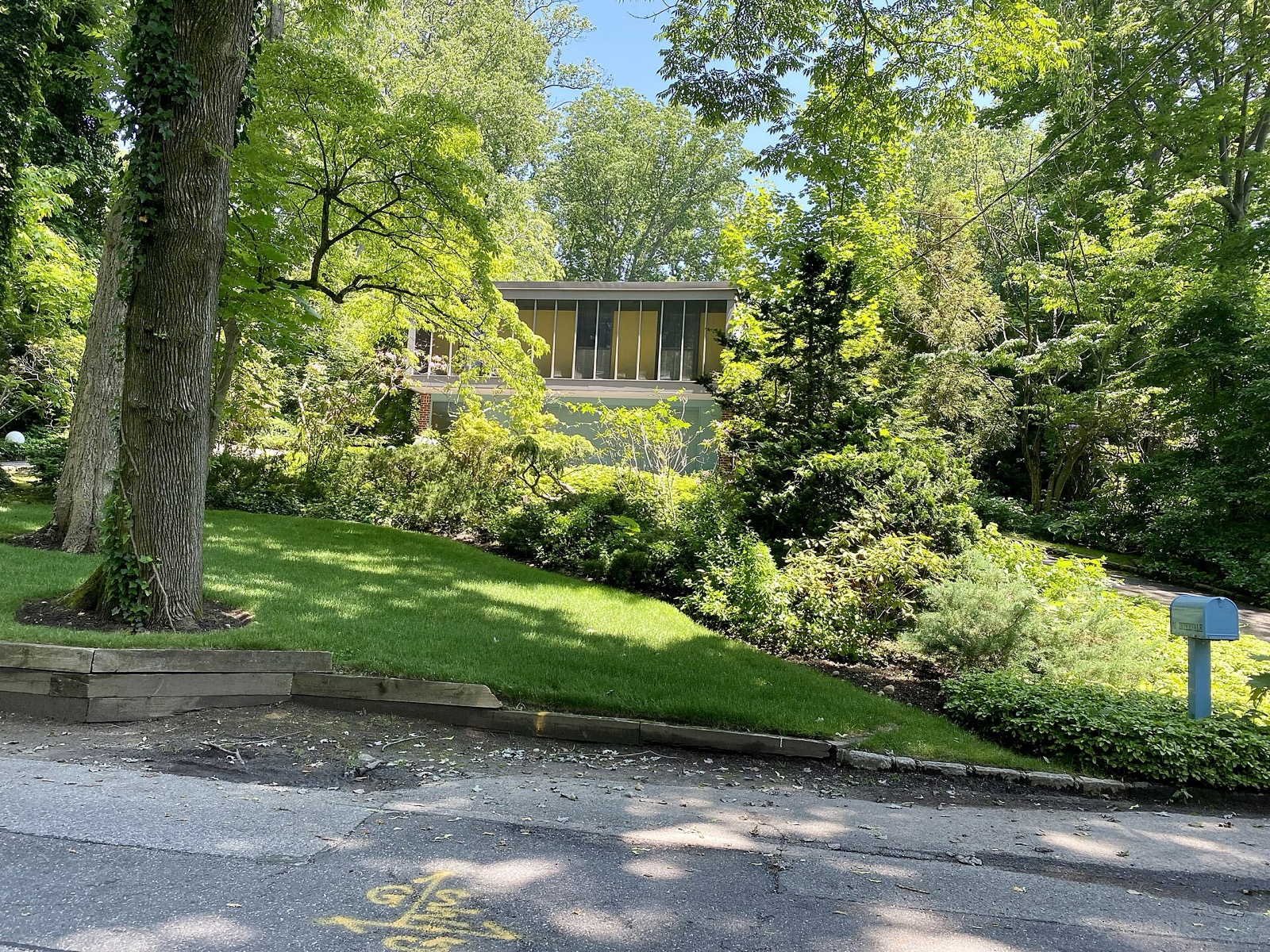 Abeles House, a house in Roslyn Estates on Long Island