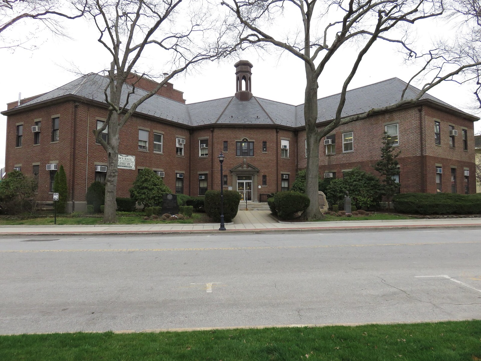 Oyster Bay Town Hall in Oyster Bay, New York